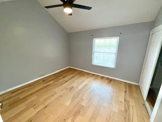 1355 Villa Ln — Photo 10
