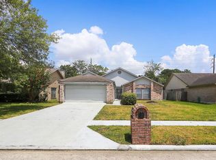 5610 Fair Forest Dr, Houston, TX 77088