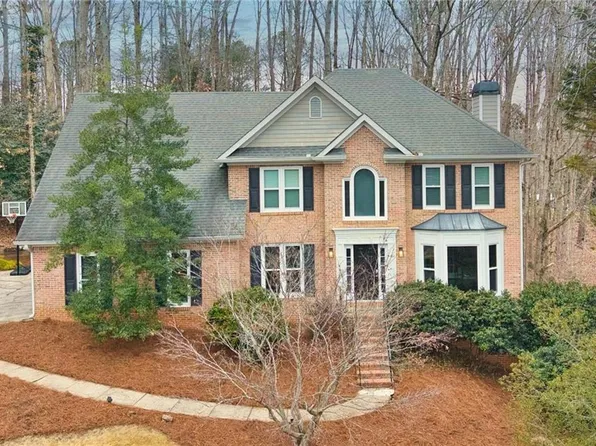 511 Deer Run Way, Woodstock, GA 30189