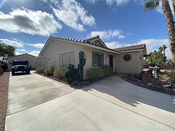 3rd image of 13823 E 46th Dr