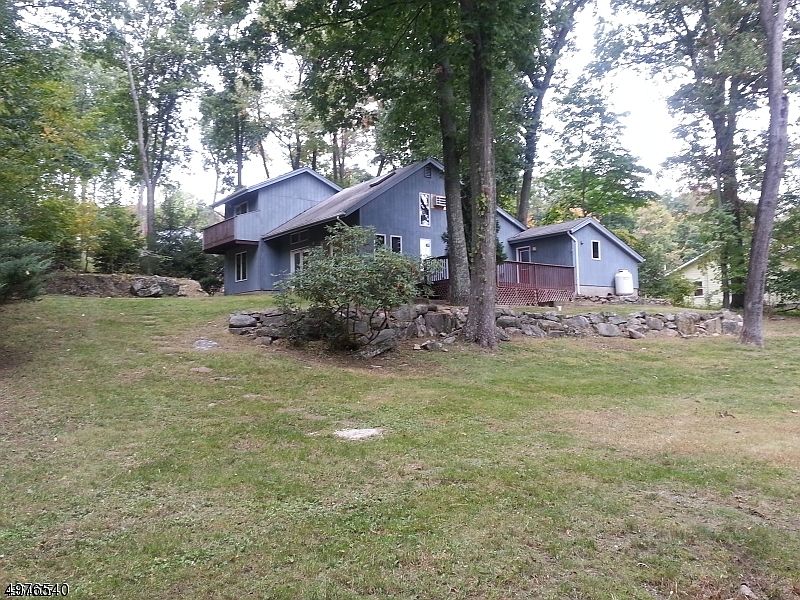 1st image of 2 Pochuck Ct #1