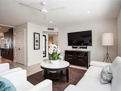 705 Neapolitan WAY #705, Naples, FL, 34103