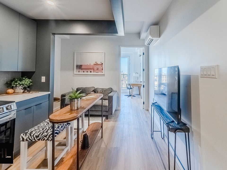 1st image of 931 Carroll St #1010