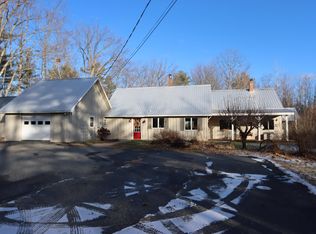 14 Rioux Dr, Leeds, ME 04263