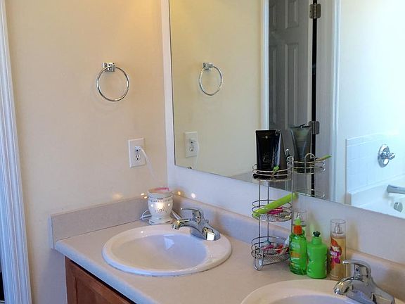 2nd image of 190 Heartwood Dr