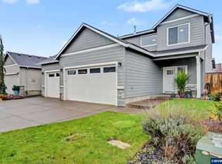 1491 Foxglove St, Woodburn, OR 97071
