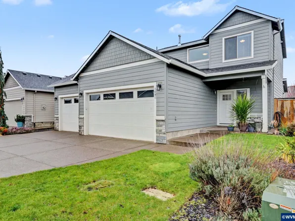 1491 Foxglove St, Woodburn, OR 97071