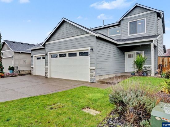 1491 Foxglove St, Woodburn, OR 97071