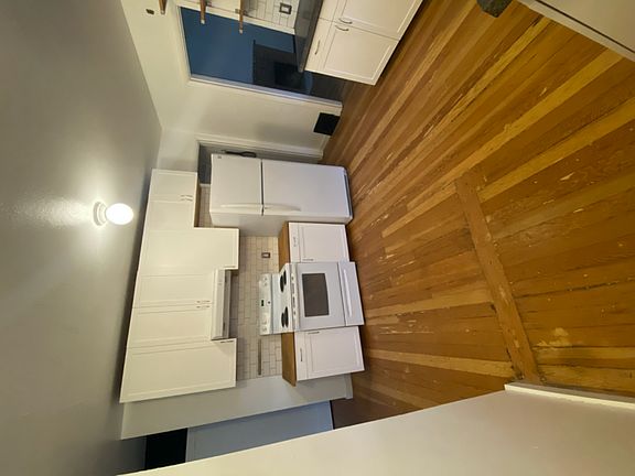 2nd image of 7020 NE Mallory Ave