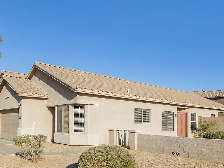 6412 W Hilton Ave — Photo 3