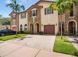 10376 NW 31st Ter, Doral, FL 33172