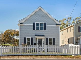 587 Nantasket Ave, Hull, MA 02045