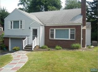 20 Fairway Dr, West Orange, NJ 07052