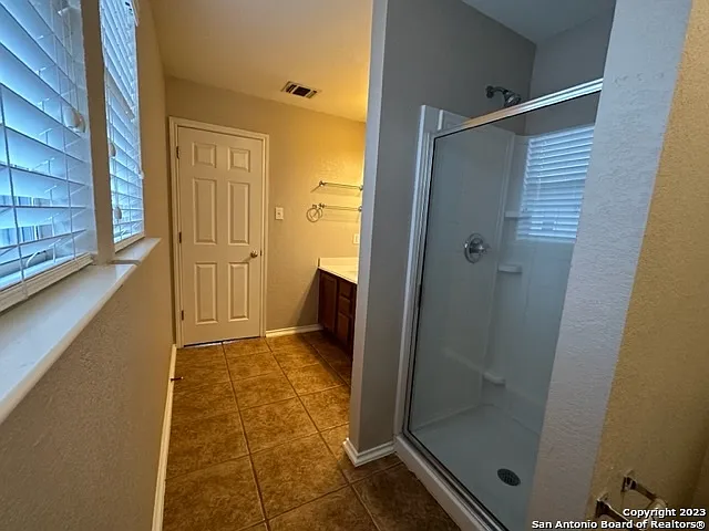 2111 Red Rock Xing — Photo 38