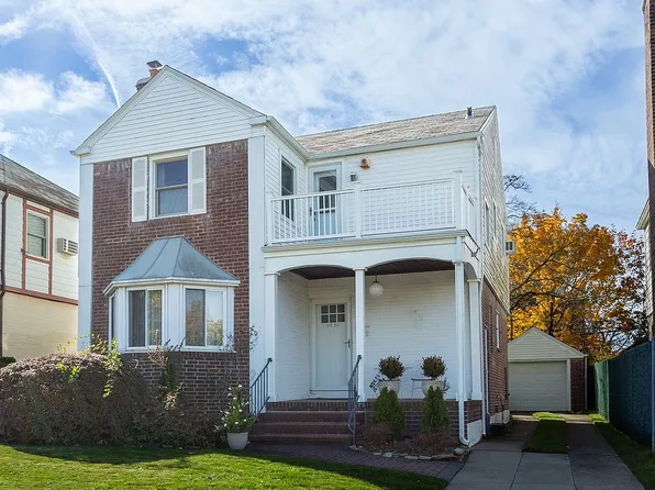 80-50 189th St, Jamaica, NY 11423