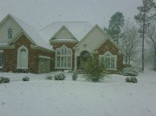 94 Stonehenge Dr, Dunn, NC 28334