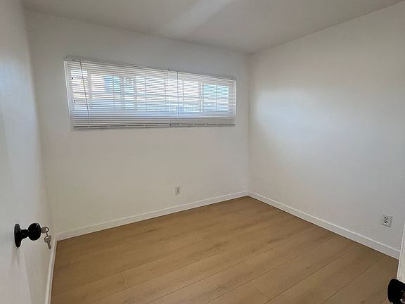 2nd image of 1023 S Osage Ave APT 7