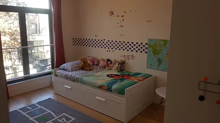 Rented by Corcoran | media 21