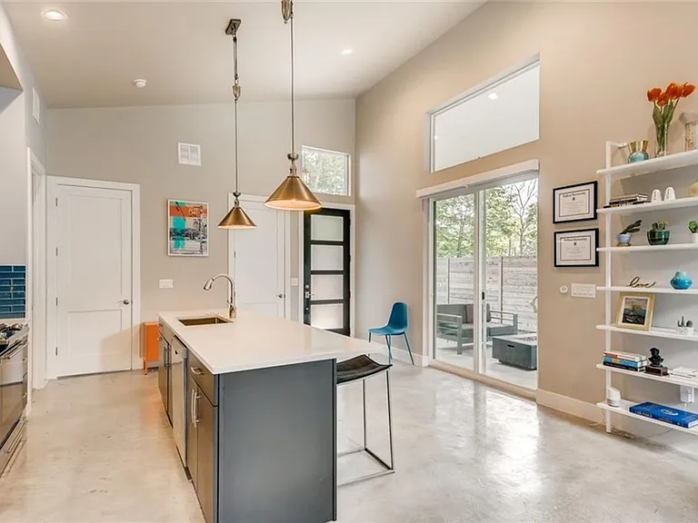 1142 Eleanor St #2-78721 — Photo 6
