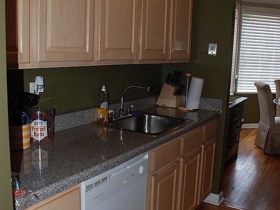 5th image of 1296 Midland Ave APT G7