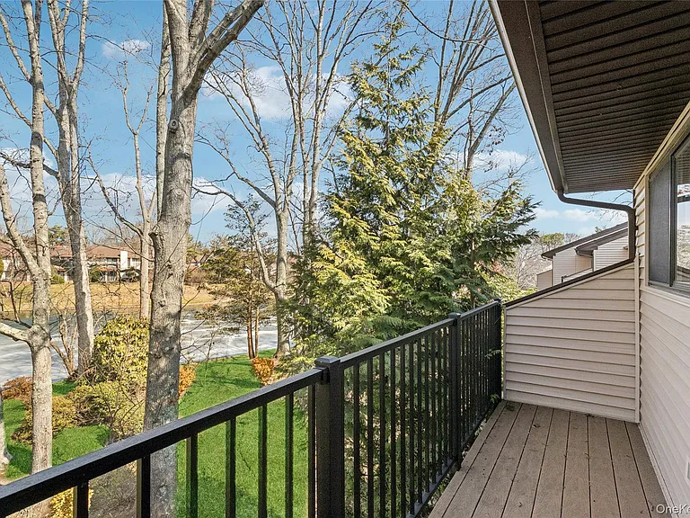 87 Northgate Cir — Photo 9