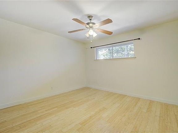 4th image of 2303 E Side Dr APT 103