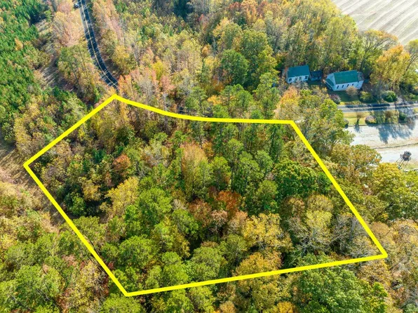 3 Drama Rd #3, Snow Camp, NC 27349