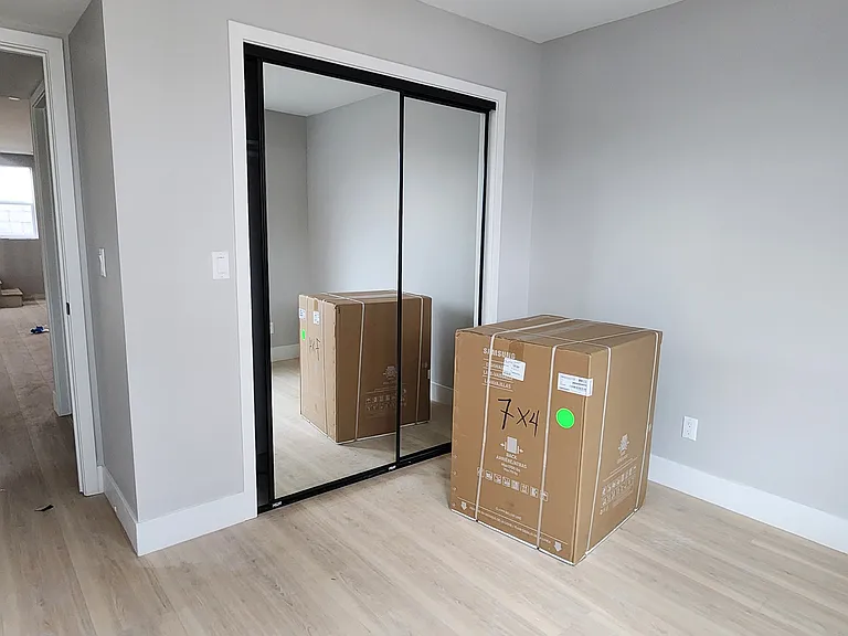5725 Klump Ave #5725 — Photo 8
