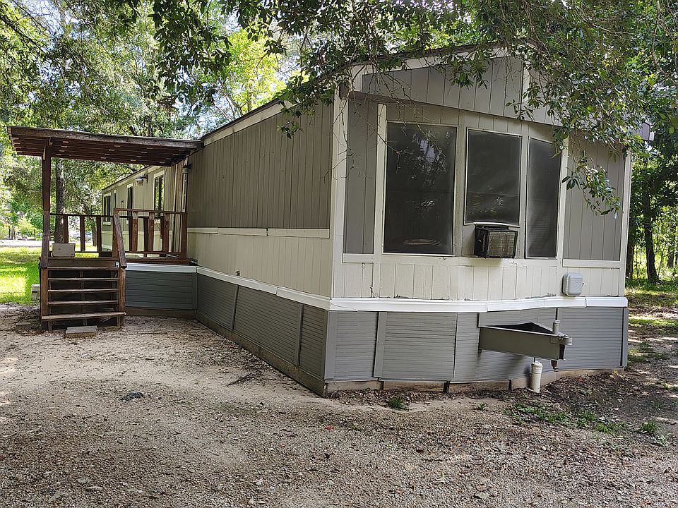 1st image of 25266 Howsor Dr
