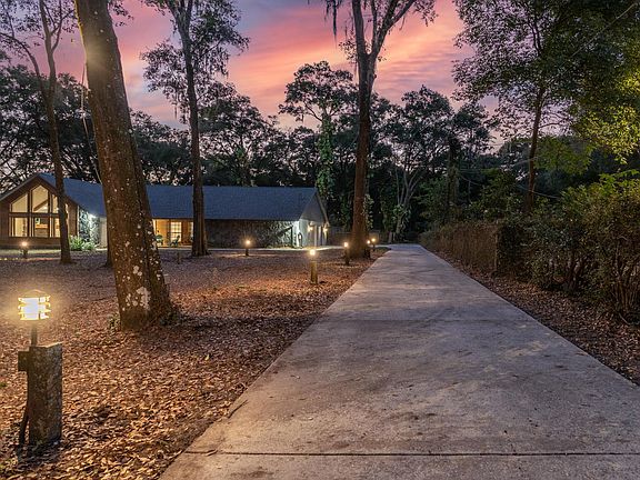 Long Private driveway