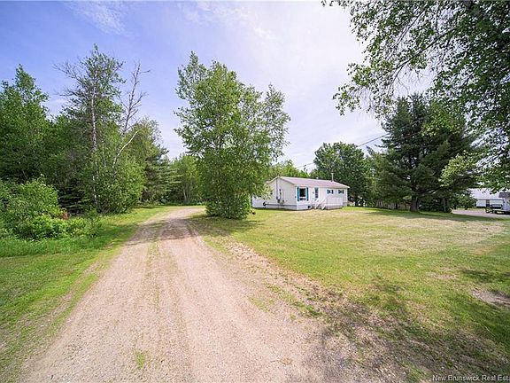 2nd image of 18 Hazelton Rd
