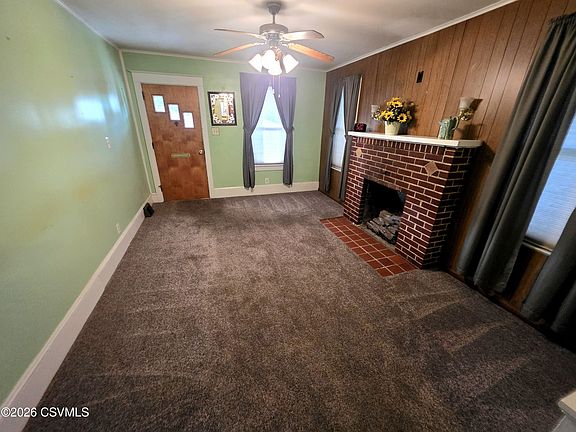 5th image of 264 5th St