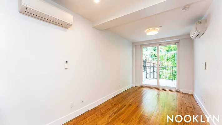 Rented by Nooklyn NYC LLC | media 11