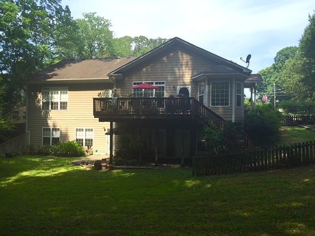 1st image of 3300 Foxwood Trl SE
