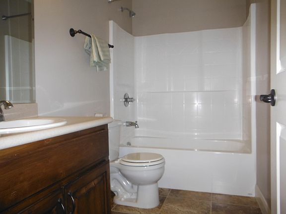 2nd image of 1288 N Cedar Blvd Unit 41