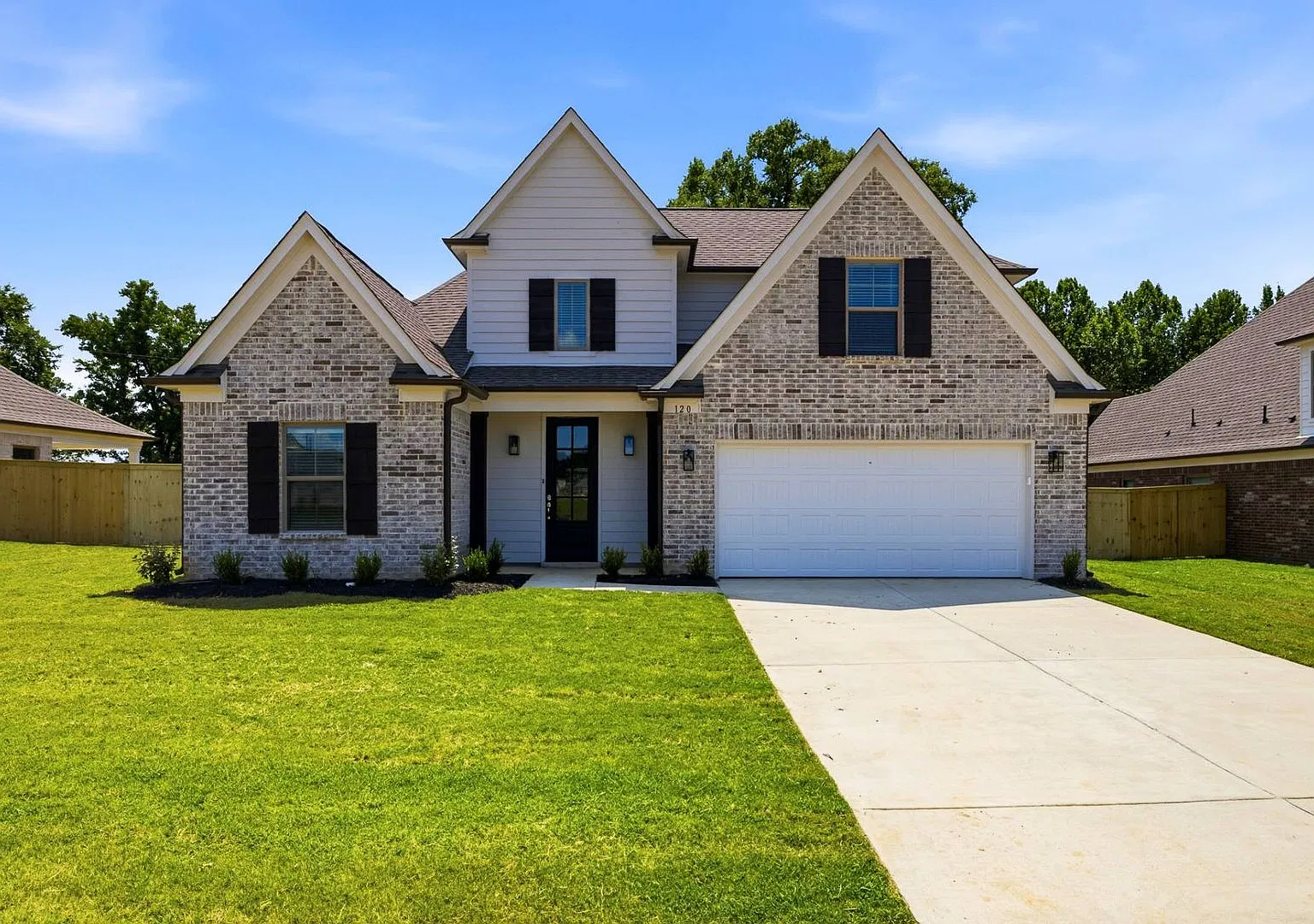 **Special** - 1st Full Months Rent Free -120 Mebane Valley Cv Lot 11 Oakland, Tn 38060 — Photo 1