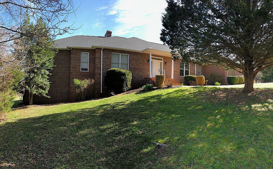 1st image of 4272 Cedar Springs Dr