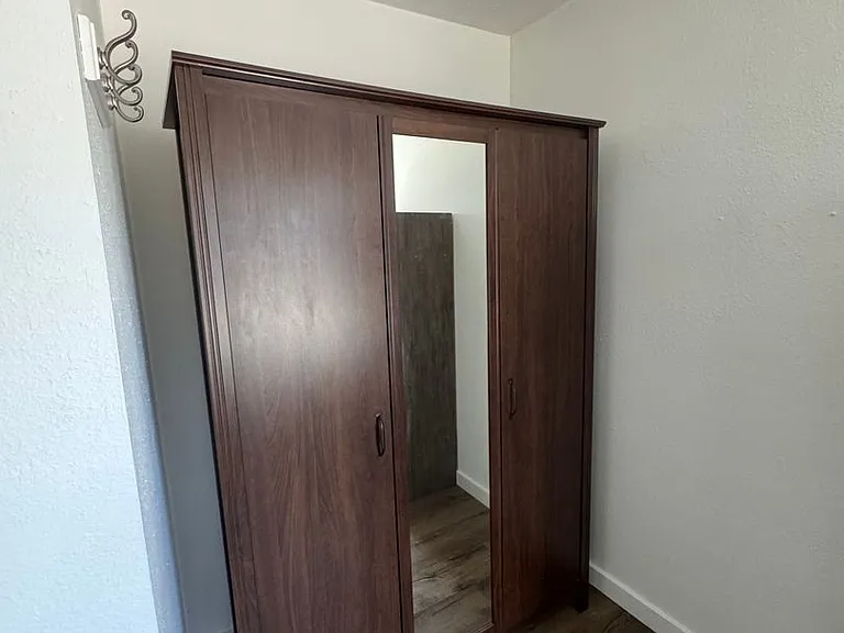 1101 Hawthorne Ave — Photo 10