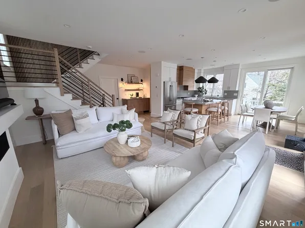 6 Down River Road #B, New Canaan, CT 06840