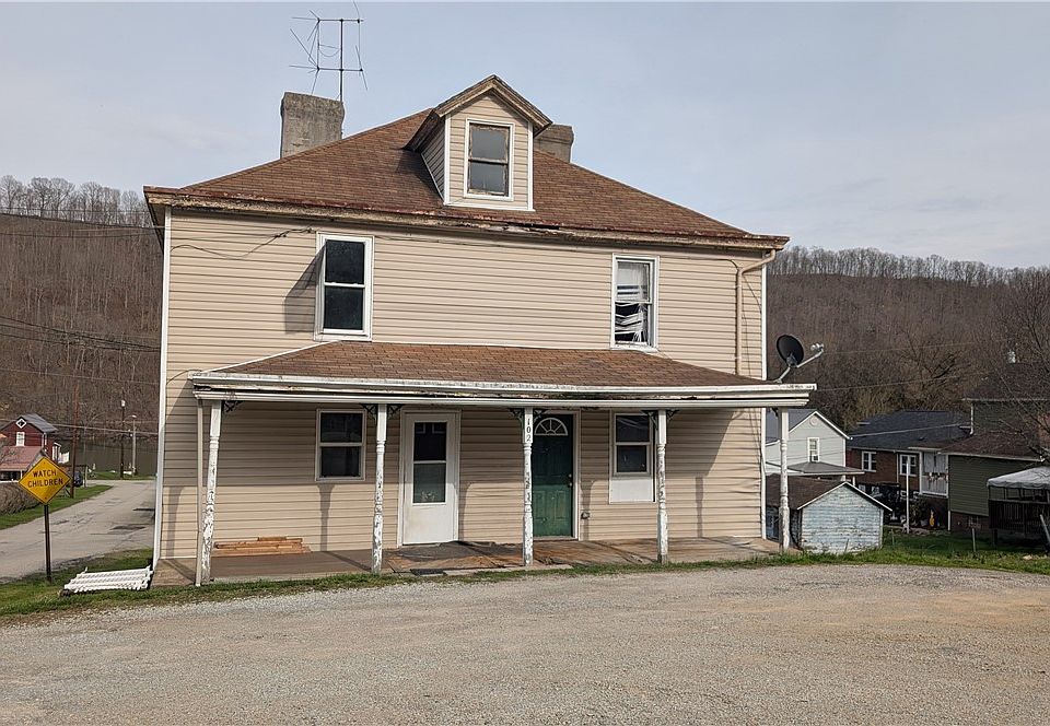 1st image of 102 Moose Hill Rd