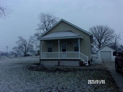 305 N Central St, Danforth, IL, 60930