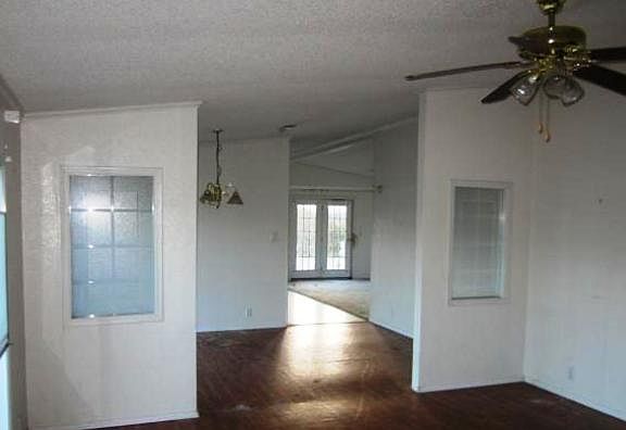 4th image of 5758 Shady Hill Cir