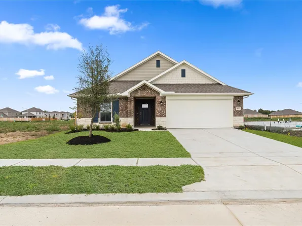 2031 Emerald Lake Trl, Dayton, TX 77535