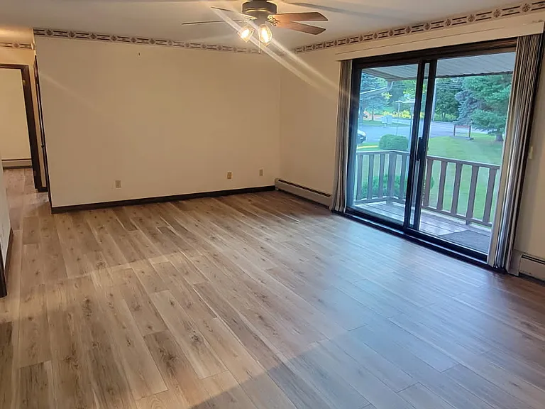 290 Augusta Rd #5 — Photo 4
