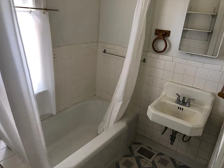 612 S Howes St #B — Photo 7