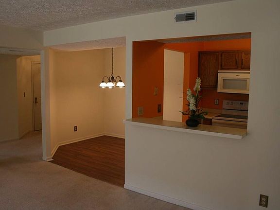 4th image of 3245 Heritage Square Dr APT 76