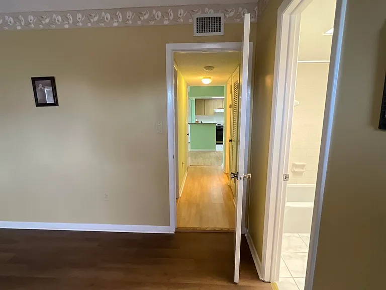 4754 Marine Pkwy #2 — Photo 2