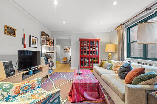 78-10 34th Avenue #2H in Jackson Heights, Queens | StreetEasy