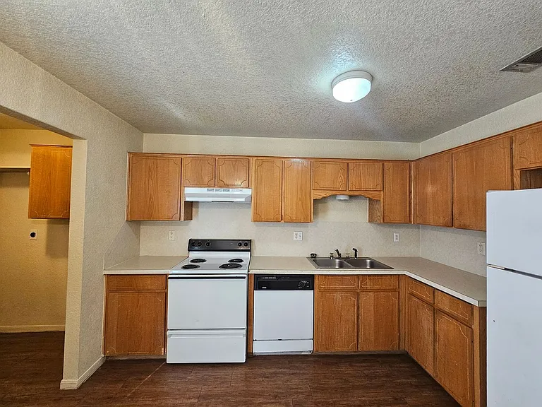 1108 Circle M Dr #A — Photo 5
