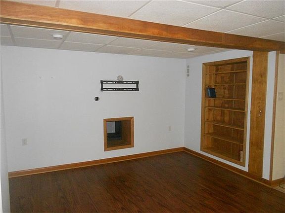 5th image of 536 Hamel Ave